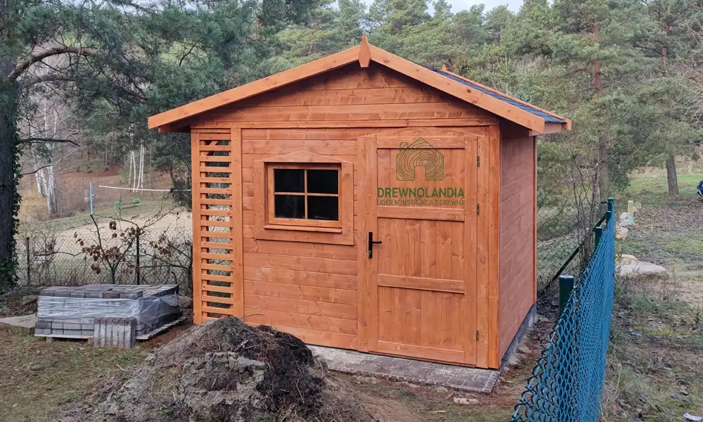 Domek gospodarczy z drewna Bonifacy - 3x2,5m 