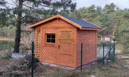 Drewniany domek Bonifacy, altanka narzędziowa o wymiarach 3x2,5 m