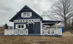 Domek CRK15 – rekreacyjny projekt drewniany z antresolą