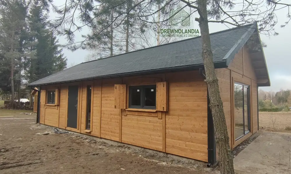 Rekreacyjny domek CRK1 – całoroczny, wykonany z drewna