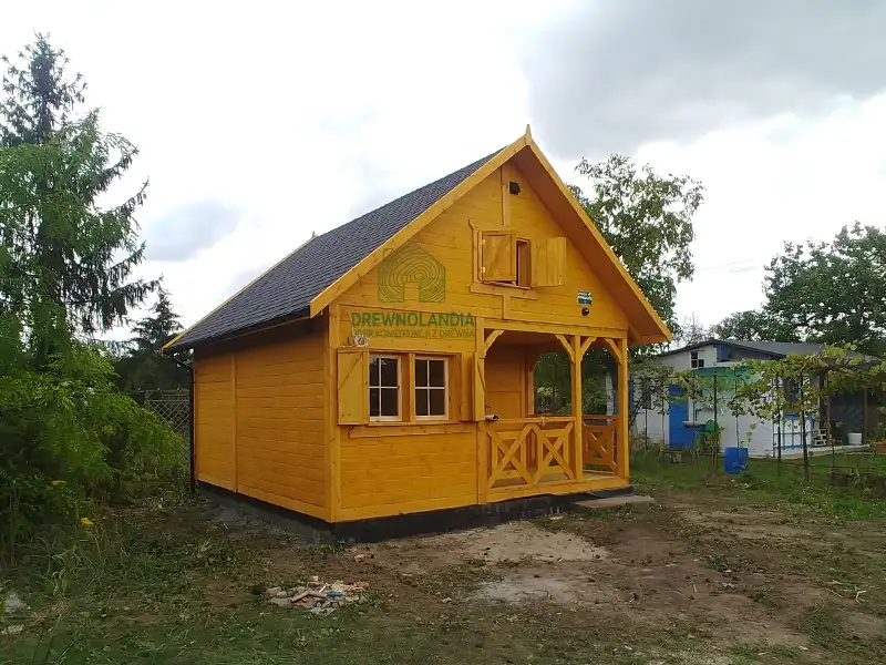 Caloroczne i letniskowe domki drewniane