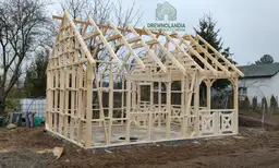 Amadeusz I - drewniany domek szkieletowy, gotowy do montażu