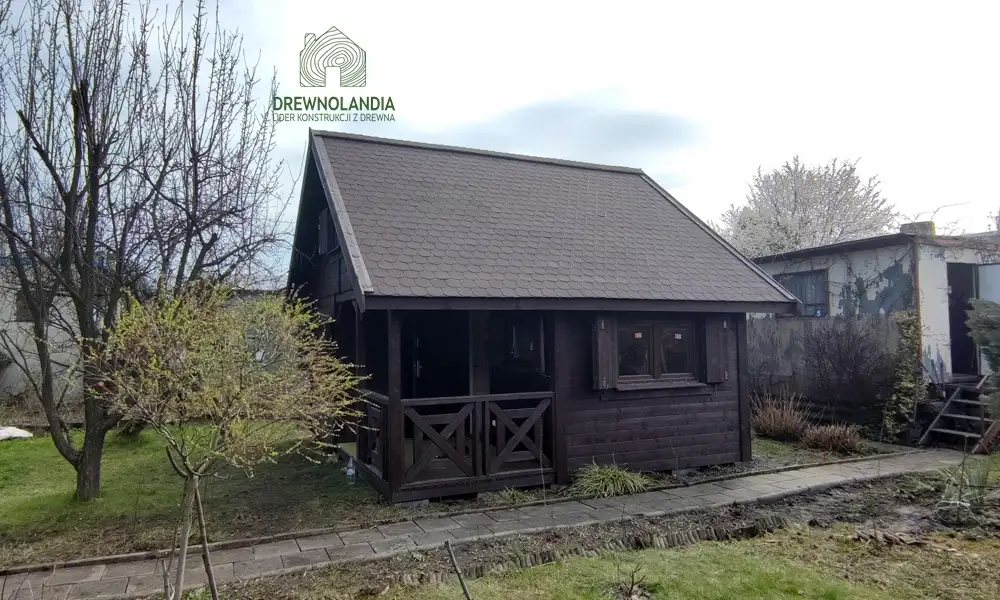 Ocieplany domek całoroczny z instalacjami, idealny na działkę