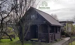 Rekreacyjny domek całoroczny z antresolą – kompaktowy i funkcjonalny