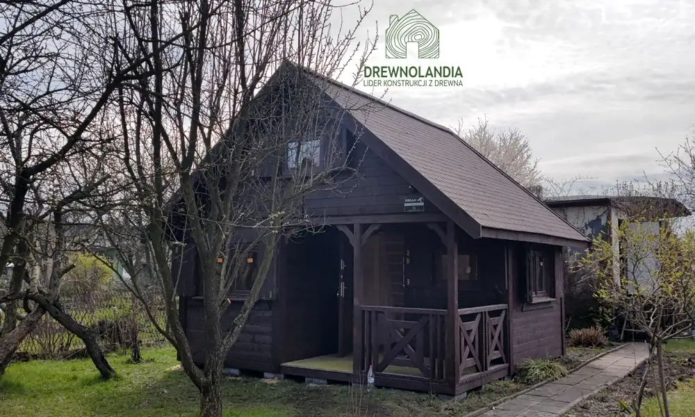 Rekreacyjny domek całoroczny z antresolą – kompaktowy i funkcjonalny