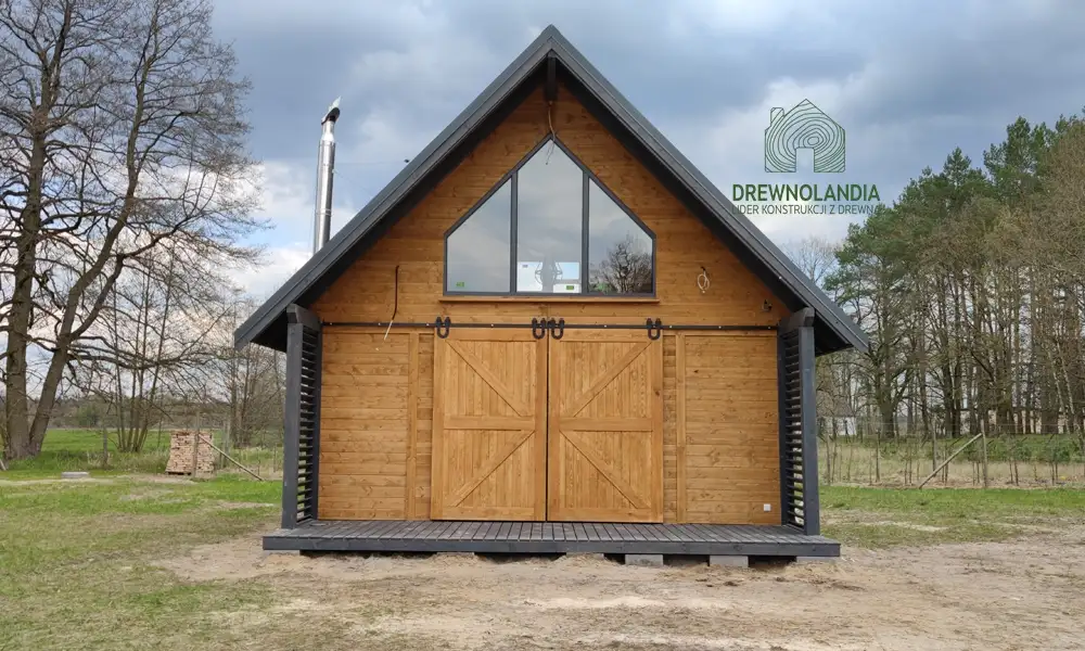 Rekreacyjny domek CRA6 – drewniana przestrzeń na 35 m²