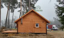 Letniskowy domek z drewna – CRA1 w klasycznej odsłonie