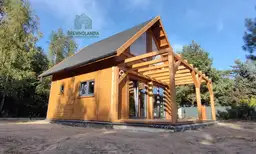 Letniskowy domek Leon III - przestronny, drewniany i przytulny