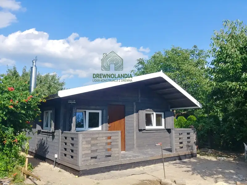 Nowoczesny domek letniskowy z drewna – Norbert IV – 35m²
