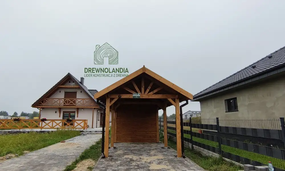 Drewniana wiata Agnieszka - garaż samochodowy z zadaszeniem, wymiary 6x3 m